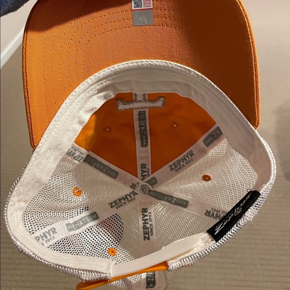 Zephyr Tennessee Bright Orange Cap with White Mesh and T Emblem - Picture 2 of 3